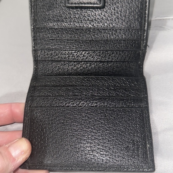 Gucci black canvas monogrammed square wallet silver accents snaps to coins - Picture 5 of 9